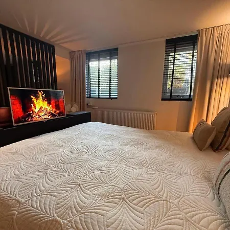 Luxe Family Retreat Pansiyon Amsterdam