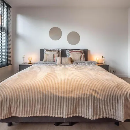 Luxe Family Retreat Pansiyon Amsterdam